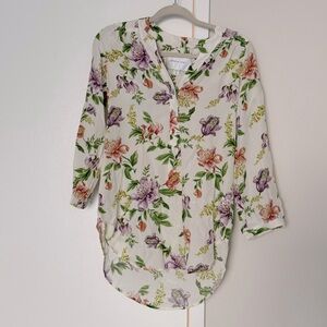 Amour Vert Silk long sleeve blouse in XS with floral design